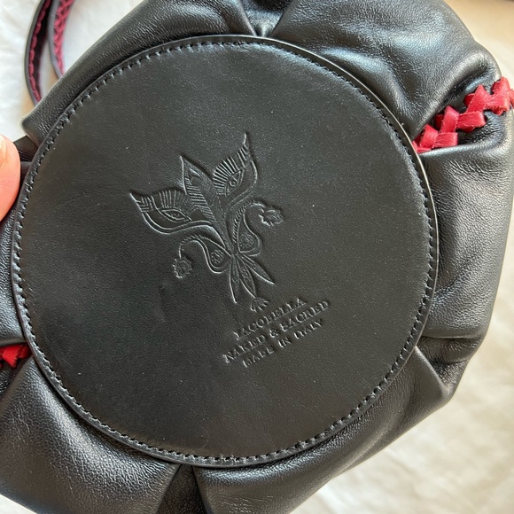 NWT IACOBELLA BUCKET BAG - Picture 2 of 4